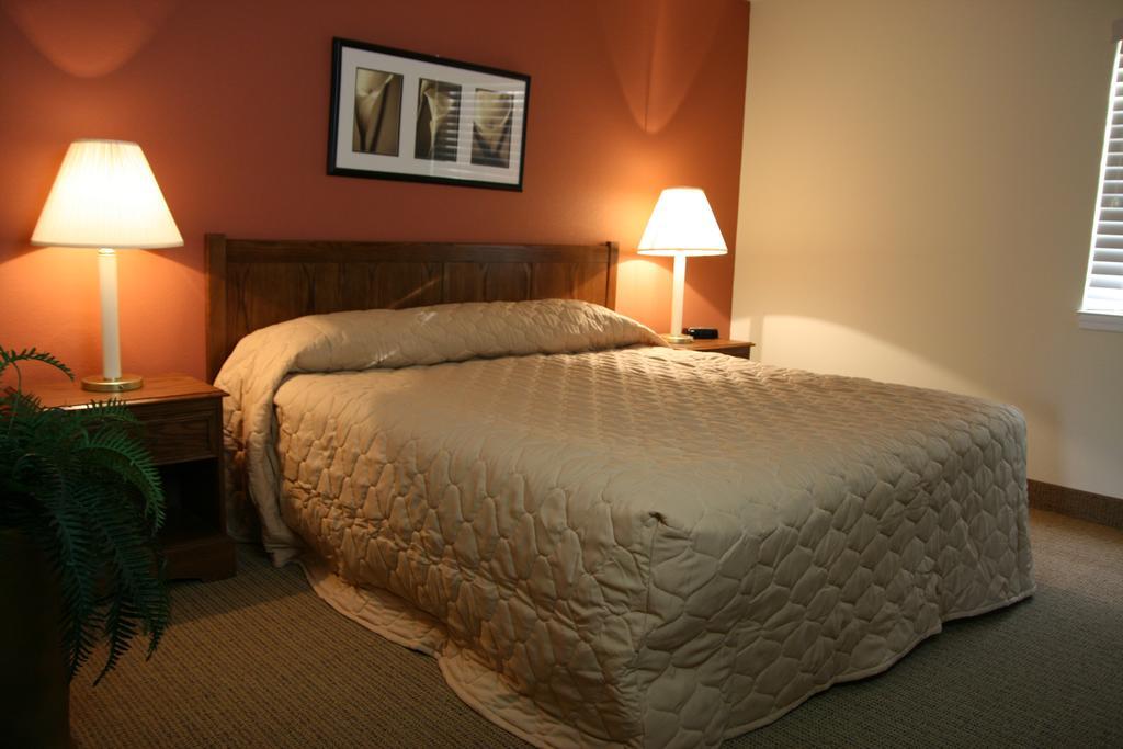Affordable Suites Of America Fredericksburg Exteriör bild