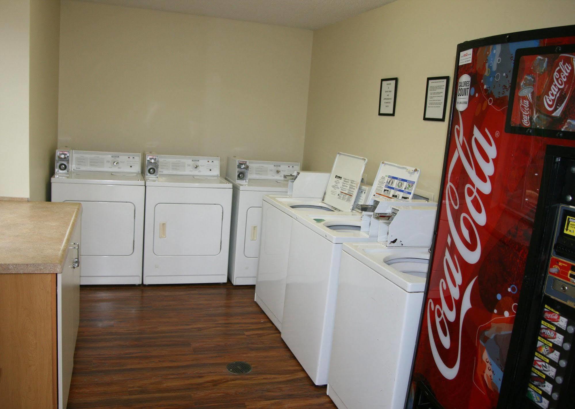 Affordable Suites Of America Fredericksburg Exteriör bild