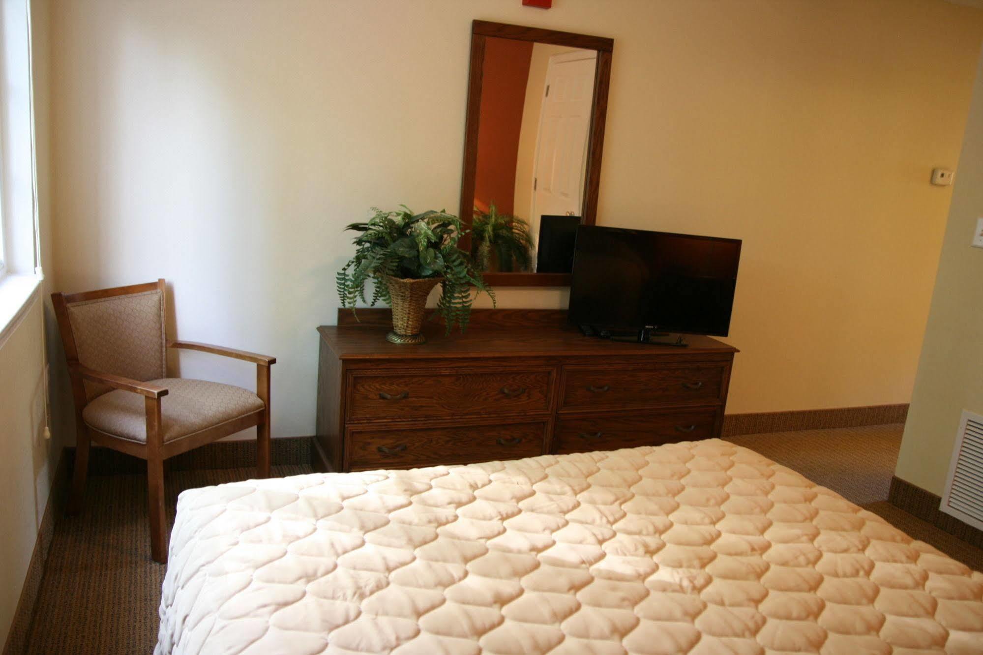 Affordable Suites Of America Fredericksburg Exteriör bild